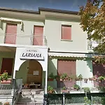 Hotel Lariana