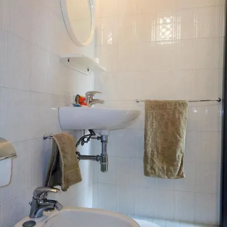Lariana Hotel