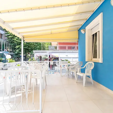 Hotel Lariana Rivazzurra Di Rimini