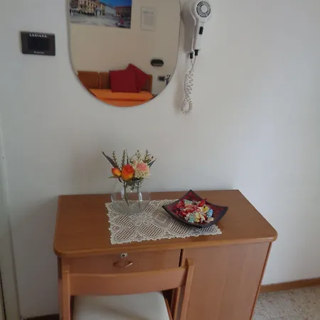 Hotel Lariana Rivazzurra Di Rimini