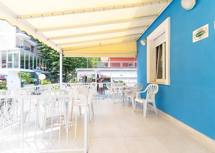 Hotel Lariana Rivazzurra Di Rimini