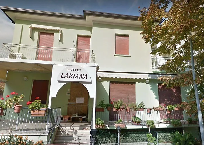 Hotel Lariana